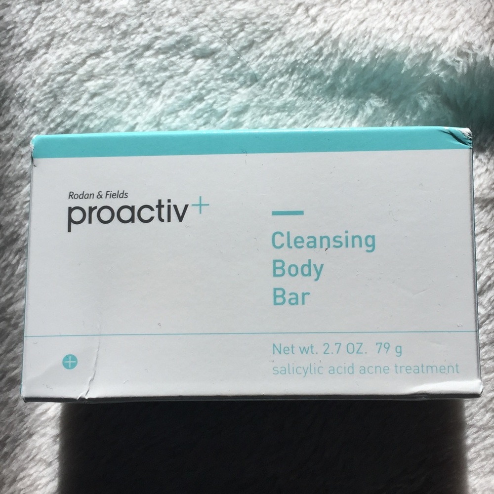 Proactiv plus Cleansing Body Bar Soap 2.7 oz